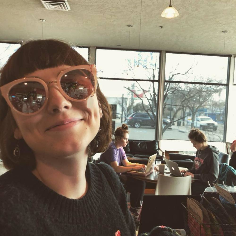 Meet your Posher, Sydnie